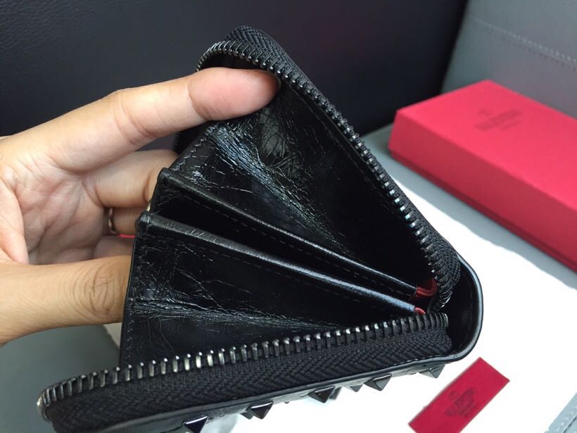 Valentino Garavani Rockstud leather wallet 01328 black