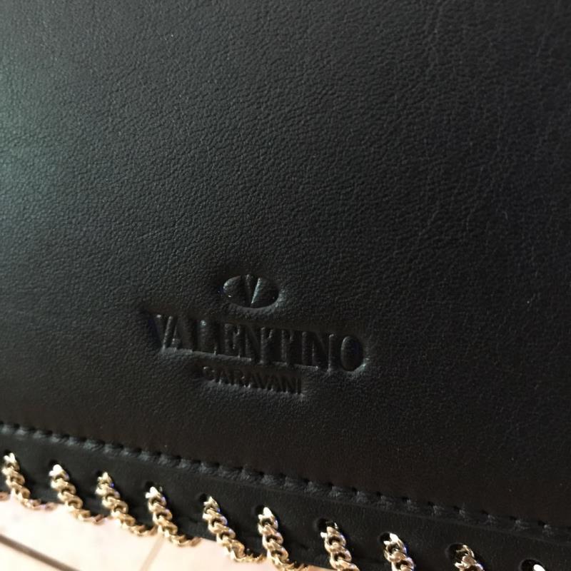 VALENTINO Leather Bag Black 2046 Gold Chain