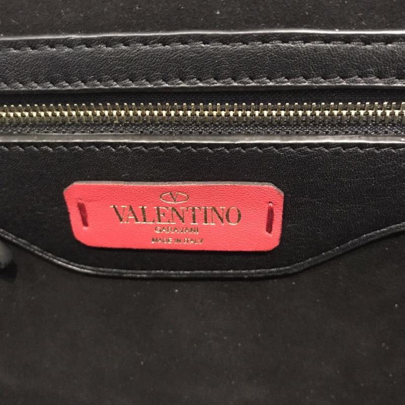 VALENTINO Leather Bag Black 2046 Gold Chain
