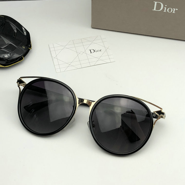 Dior Sunglasses Top Quality D5727_106