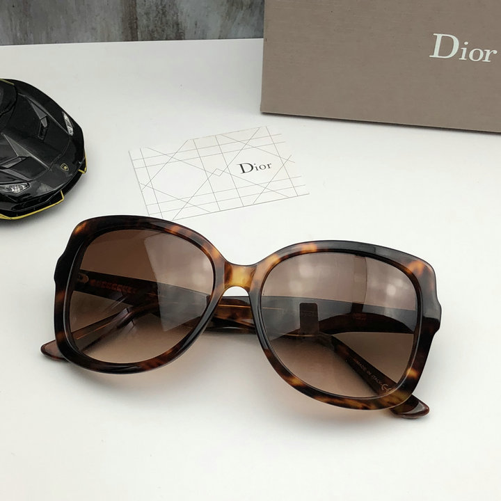 Dior Sunglasses Top Quality D5727_153