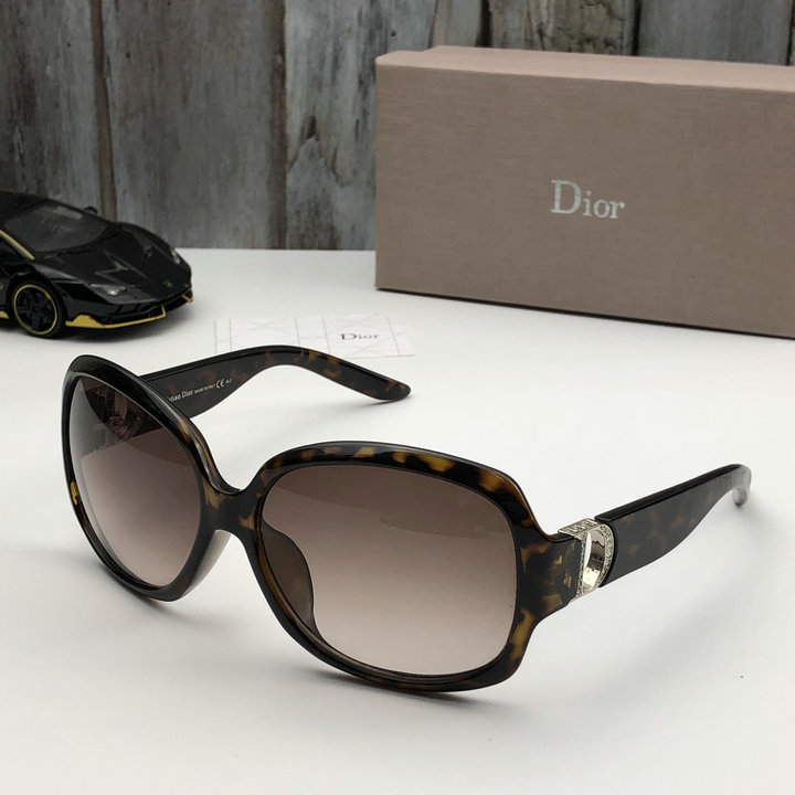 Dior Sunglasses Top Quality D5727_157