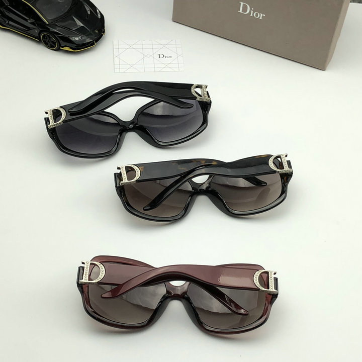 Dior Sunglasses Top Quality D5727_161