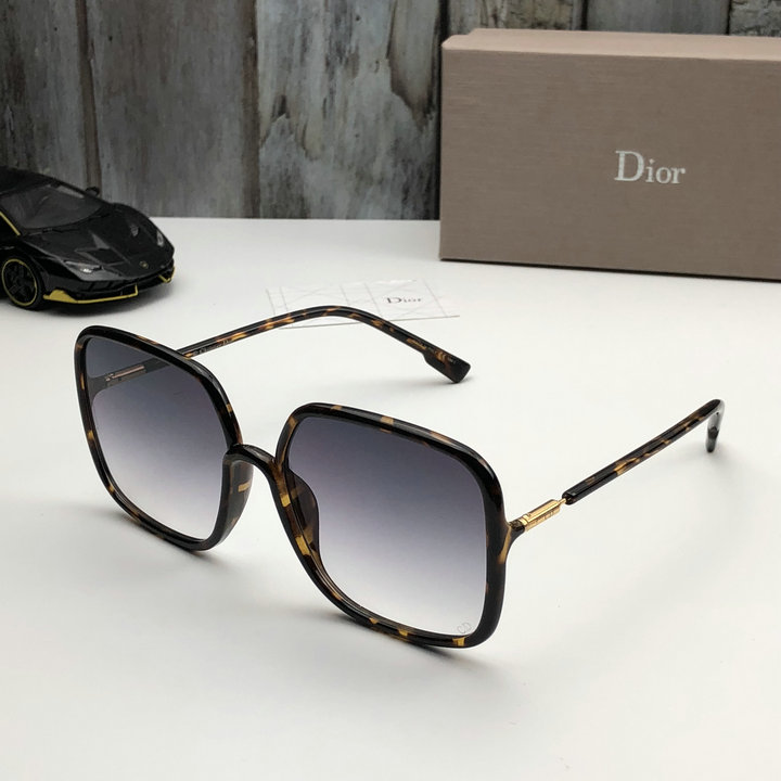 Dior Sunglasses Top Quality D5727_207