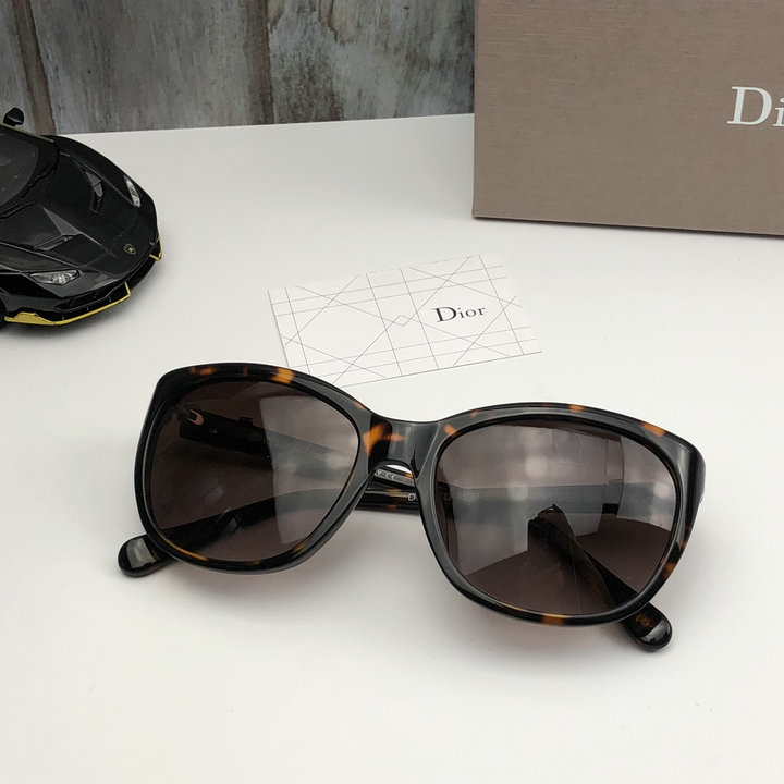 Dior Sunglasses Top Quality D5727_259