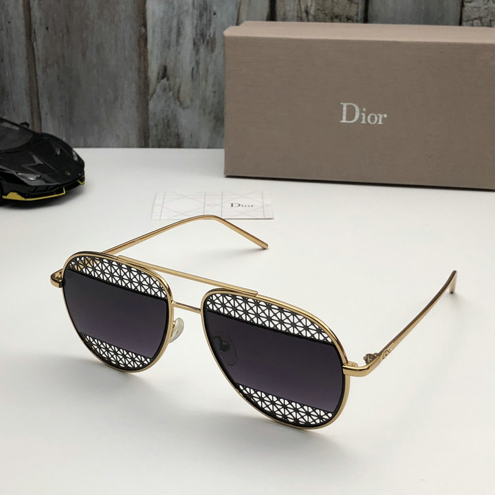 Dior Sunglasses Top Quality D5727_300