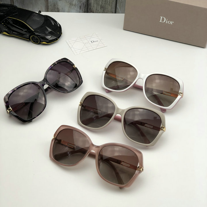 Dior Sunglasses Top Quality D5727_464