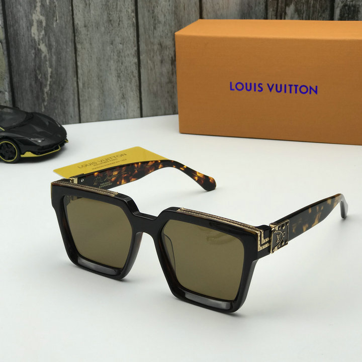 Louis Vuitton Sunglasses Top Quality LV5729_102