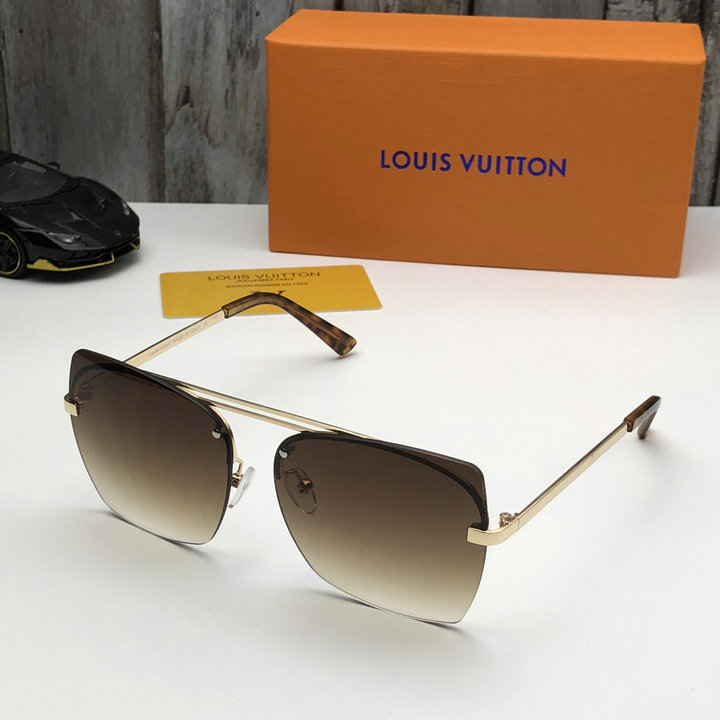 Louis Vuitton Sunglasses Top Quality LV5729_111
