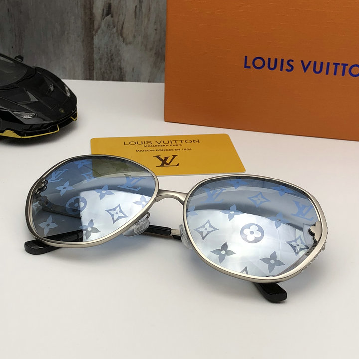 Louis Vuitton Sunglasses Top Quality LV5729_126