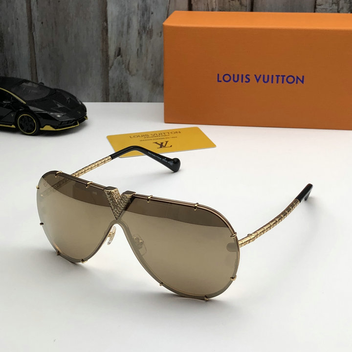 Louis Vuitton Sunglasses Top Quality LV5729_180