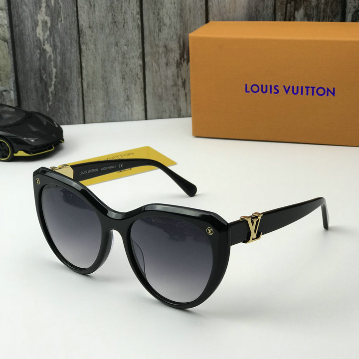 Louis Vuitton Sunglasses Top Quality LV5729_88