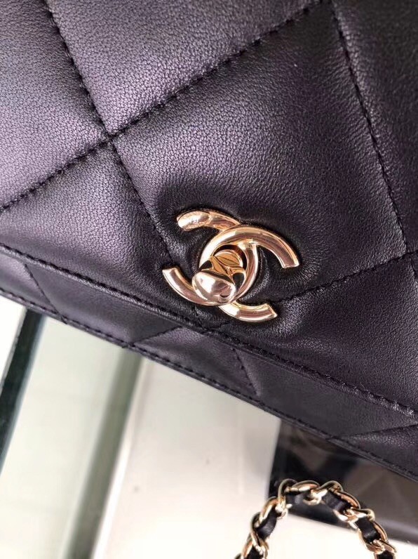 Chanel flap bag Lambskin & Gold-Tone Metal 3798 black