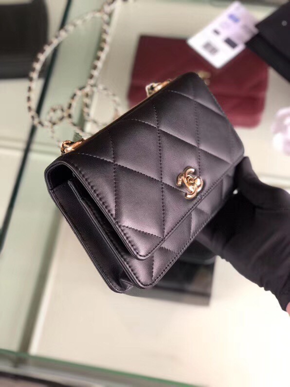 Chanel flap bag Lambskin & Gold-Tone Metal 3798 black