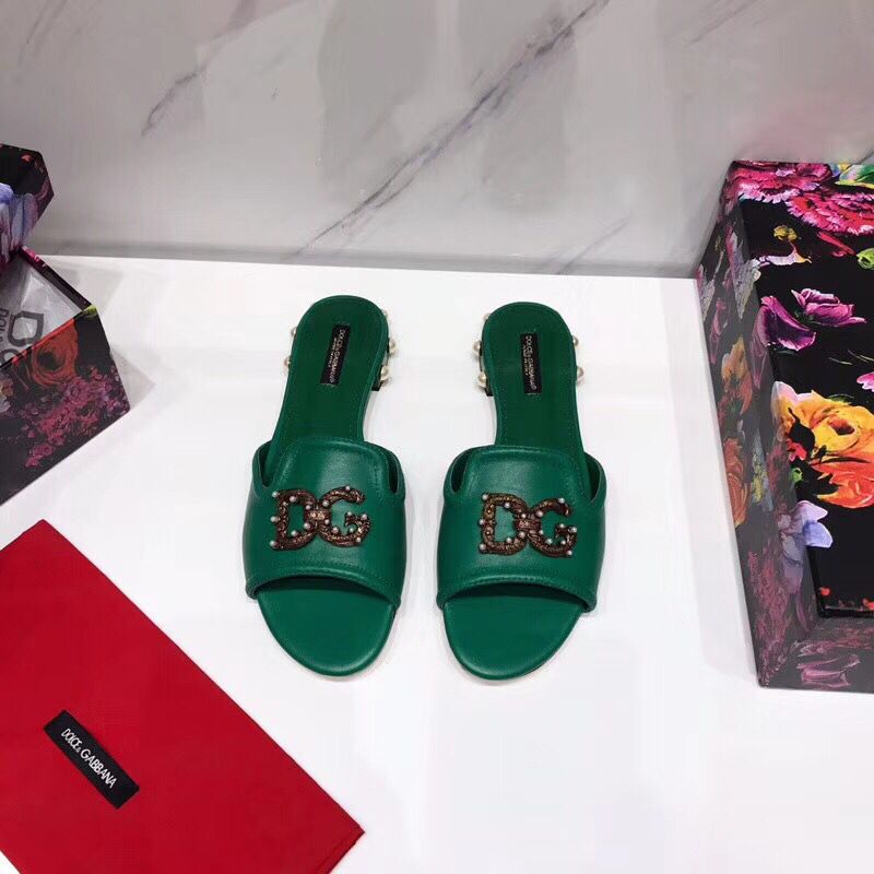 Dolce & Gabbana Shoes DG5675