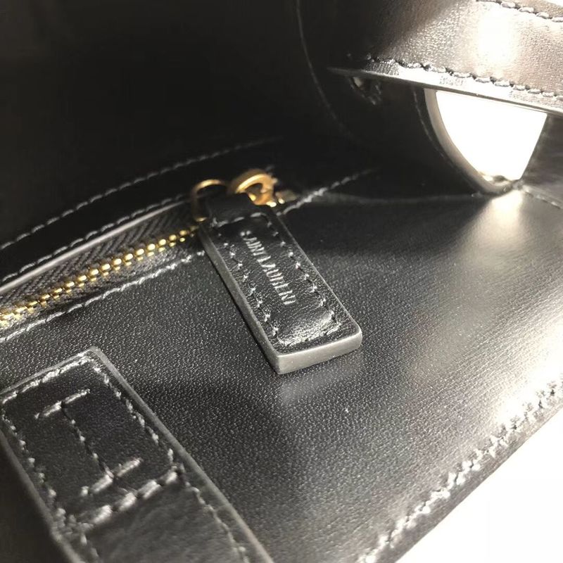 Yves Saint Laurent Top Handle Bag Original Leather Y568702 Black