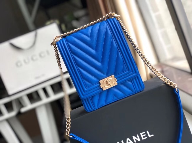 Boy chanel handbag Grained Calfskin & Gold-Tone Metal VS0130 blue