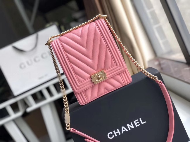 Boy chanel handbag Grained Calfskin & Gold-Tone Metal VS0130 pink