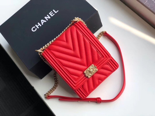 Boy chanel handbag Grained Calfskin & Gold-Tone Metal VS0130 red