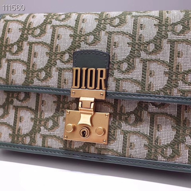 Dior DIORAMA leather Chain bag S2012 green