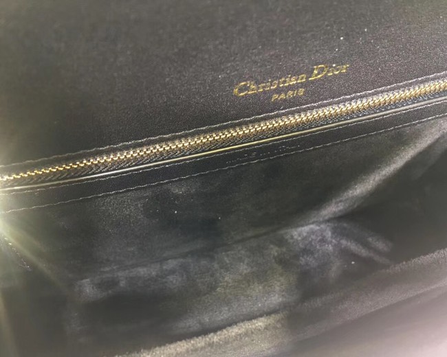 Dior SADDLE Embroidered Leather Mini bag 0422