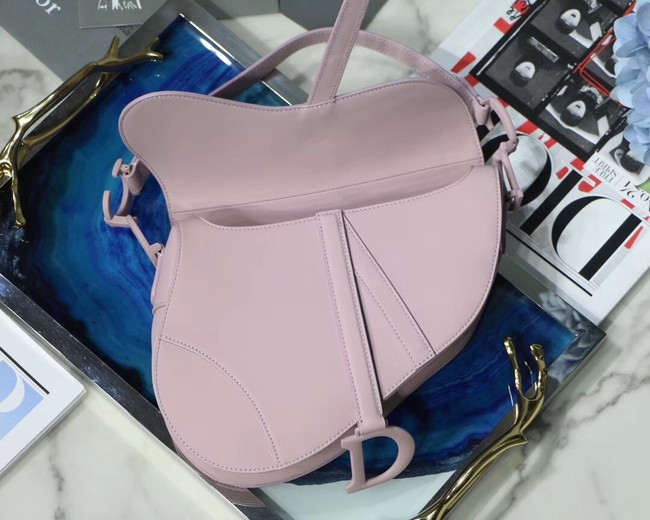 Dior SADDLE-TAS VAN KALFSLEER M0446C pink