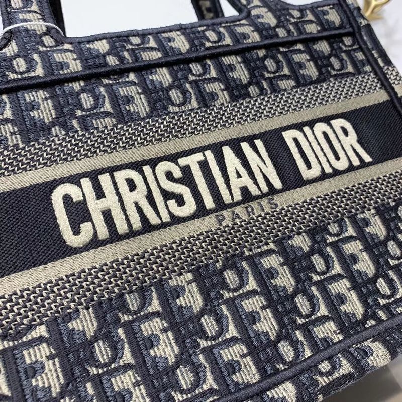 DIOR TOTE BAG IN EMBROIDERED CANVAS C0195 Navy Blue