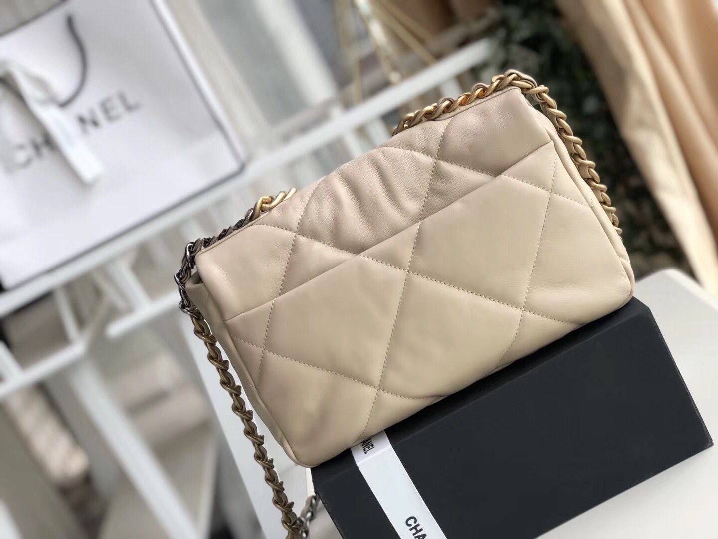 Chanel Original Soft Leather Chain Bag CC9237 Cream