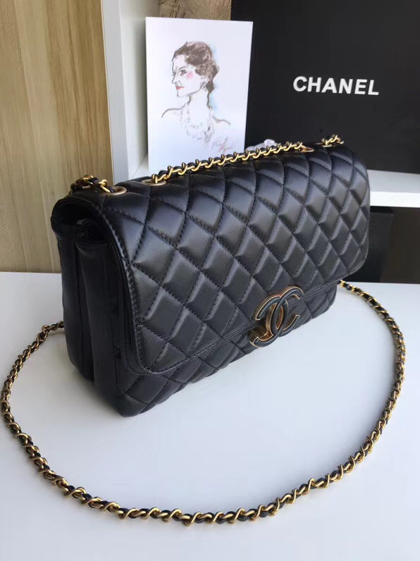 Chanel flap bag Lambskin & Gold-Tone Metal 57276 black