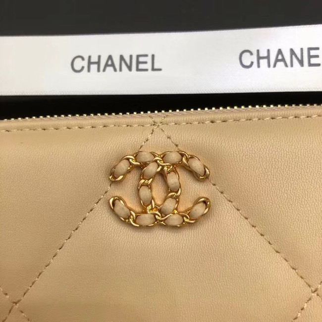 Chanel sheepskin & Gold-Tone Metal Wallet A6870 apricot