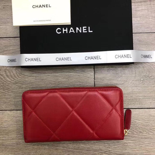 Chanel sheepskin & Gold-Tone Metal Wallet A6870 red