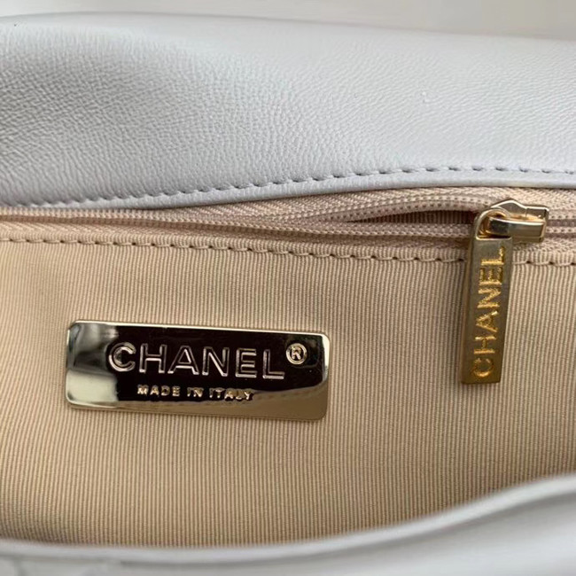 Chanel 19 flap bag AS1161 white