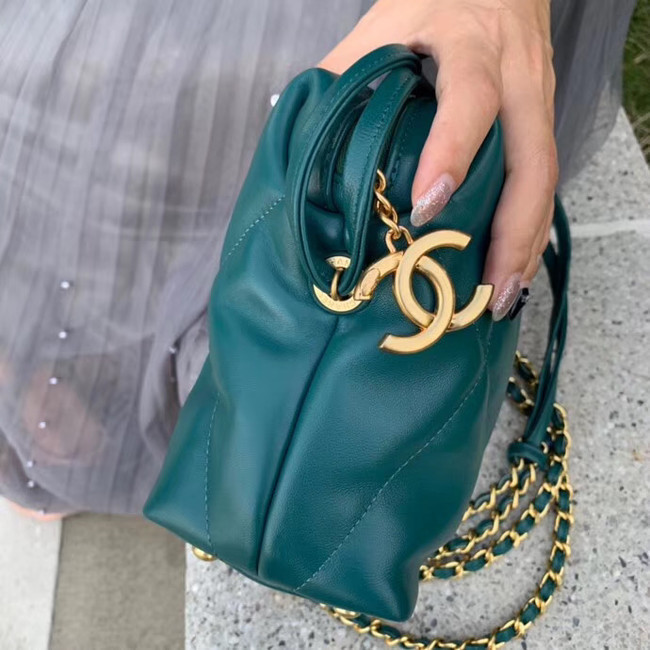 Chanel Original Soft Leather Chain Bag & Gold-Tone Metal AS0781 green
