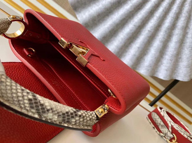 Louis Vuitton Original Taurillon leather CAPUCINES BB M95509 red