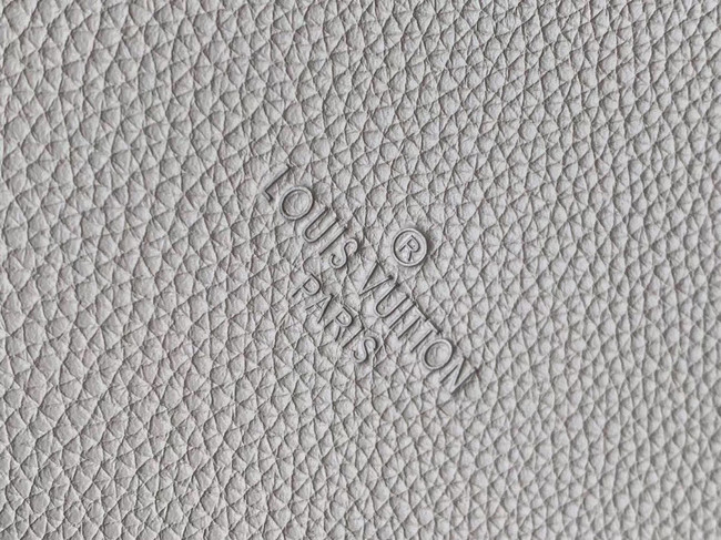 Louis vuitton original LOCKME GO M55028 white