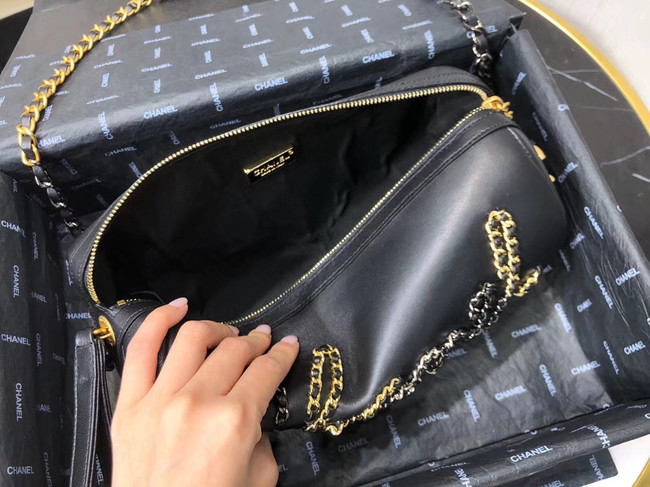 Chanel Original Soft Leather Chain Bag & Gold-Tone Metal AS1531 black