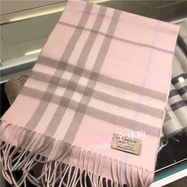 Burberry Cashmere Classic Scarf 3606