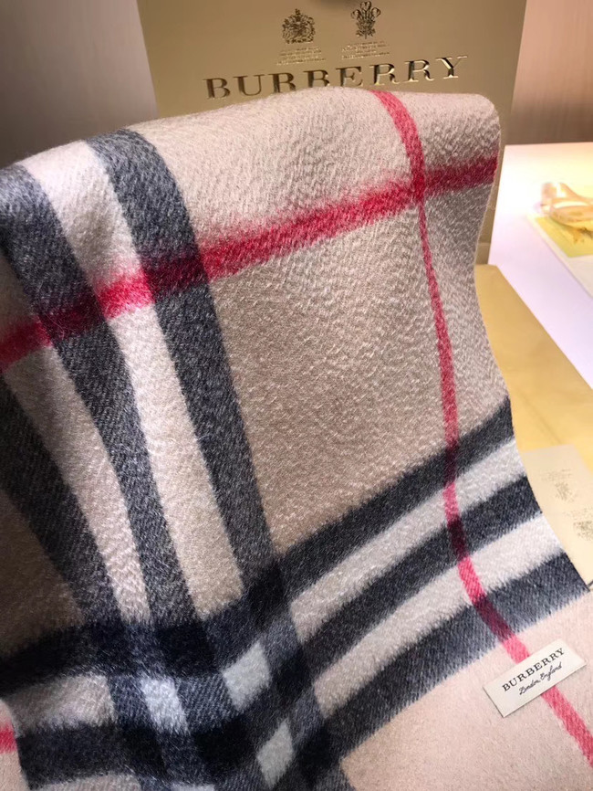 Burberry Cashmere Classic Scarf 3607