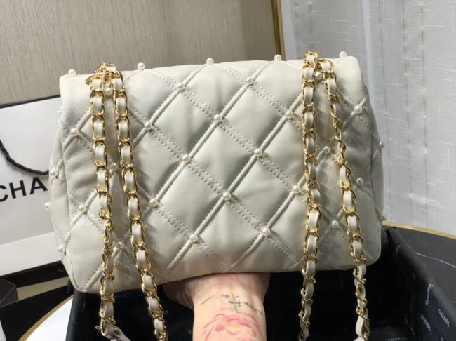 Chanel flap bag AS1202 white