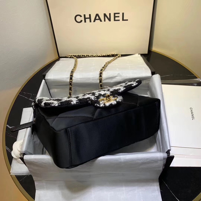 CHANEL 19 Flap Bag AS1154 Black&white