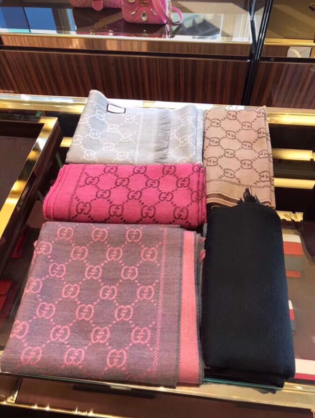 Gucci Cashmere Scarf GG9654 Dark Rose