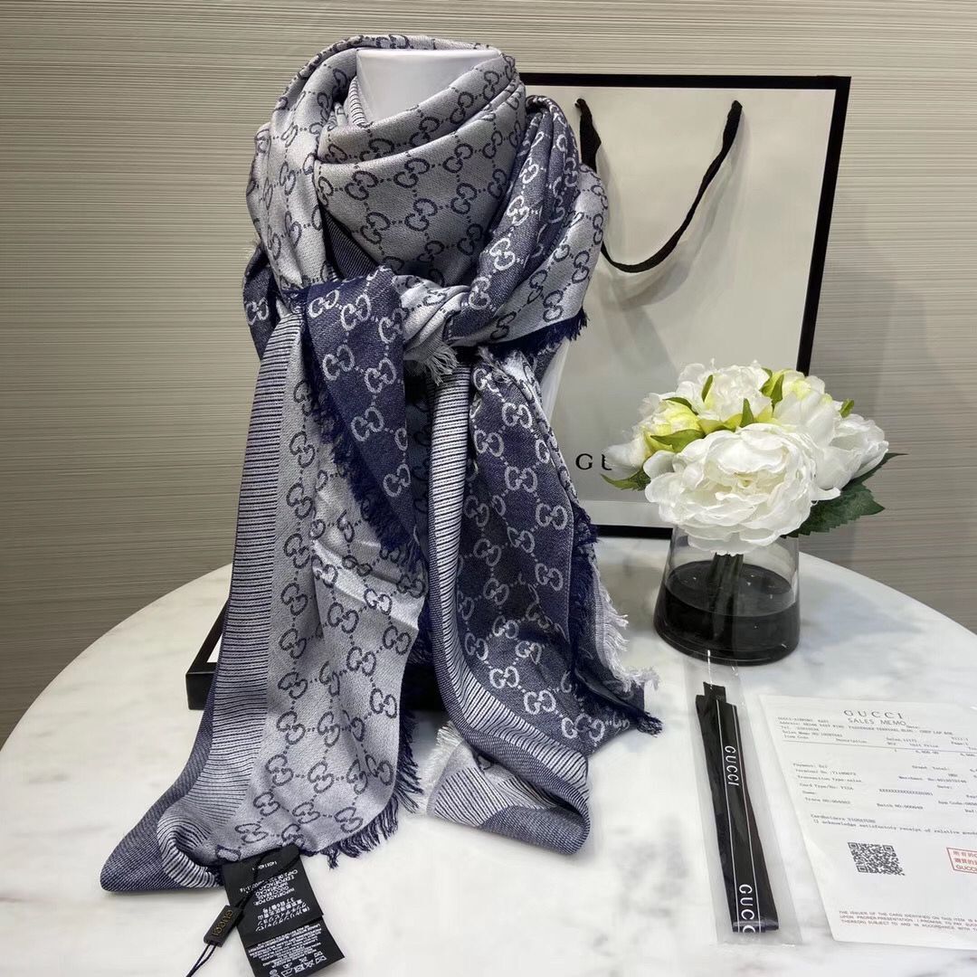 Gucci Cashmere Scarf GG9654 Gray