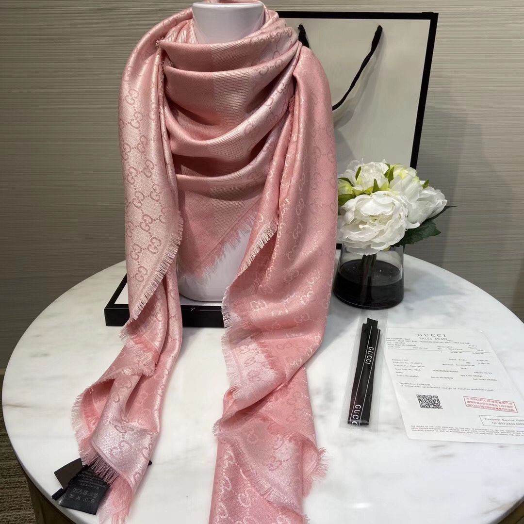Gucci Cashmere Scarf GG9654 Pink