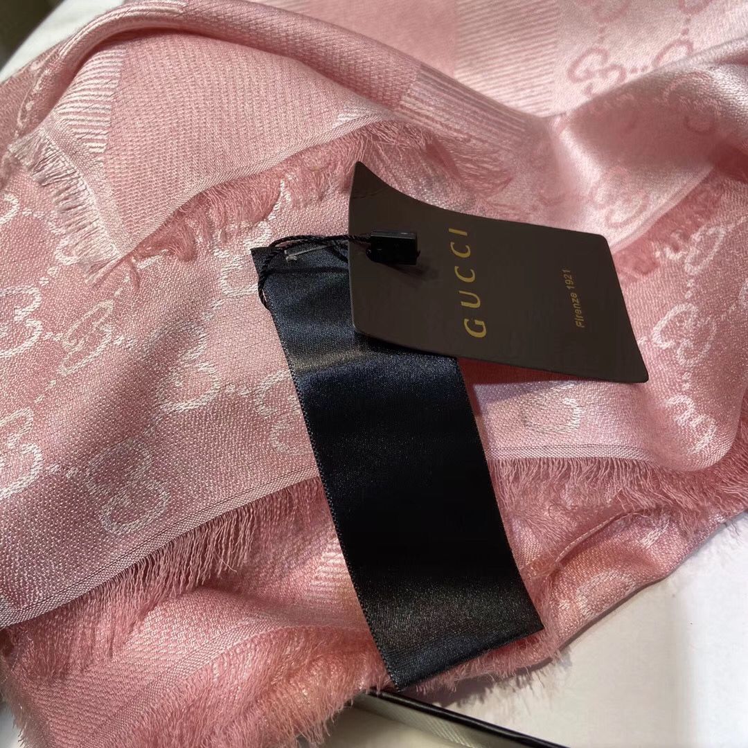 Gucci Cashmere Scarf GG9654 Pink