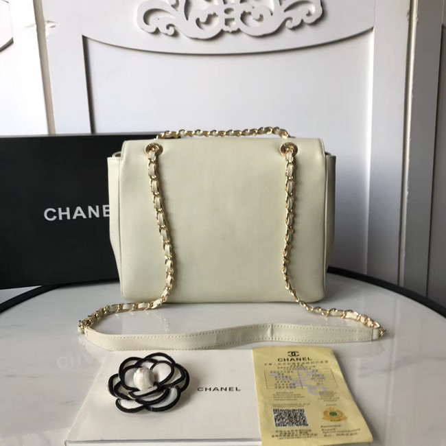 Chanel flap bag Grained Calfskin & Gold-Tone Metal AS1199 white