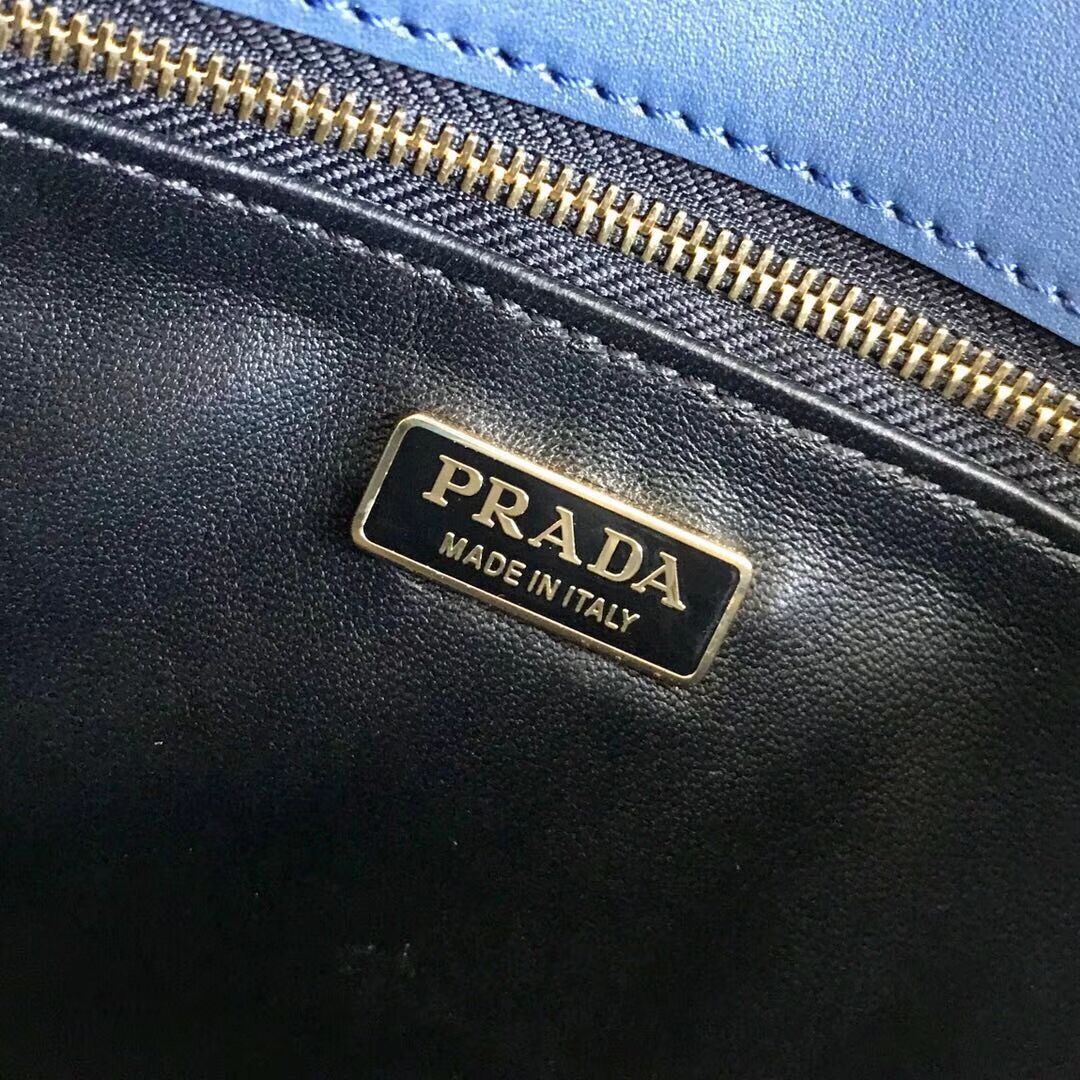 Prada Embleme Saffiano leather bag 1BD217 green