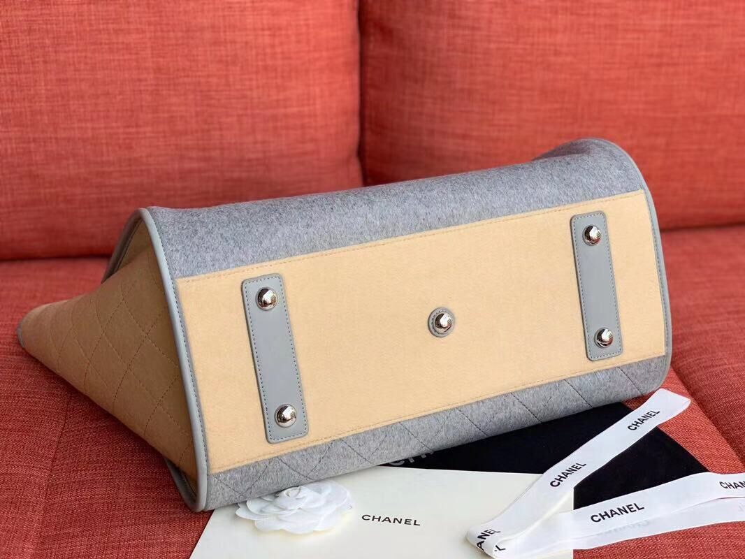 Chanel Original Tote Shopping Bag Wool calfskin & Silver-Tone Metal A93786 Grey&beige