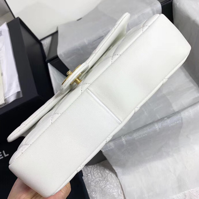 Chanel flap bag Lambskin & Gold Metal AS1358 white