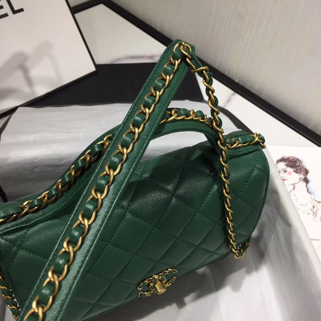 Chanel flap bag leather & Gold Metal AS0970 green