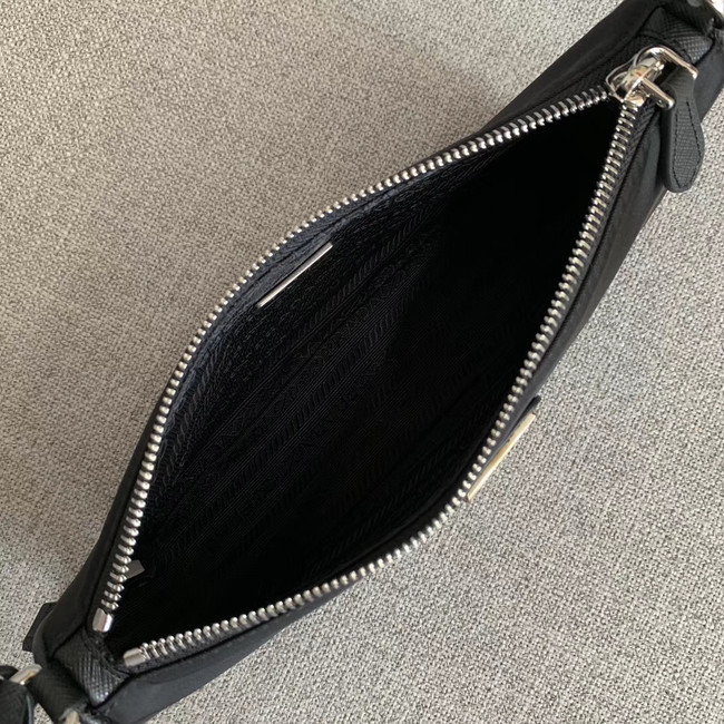 Prada Nylon tote bag 91633 black